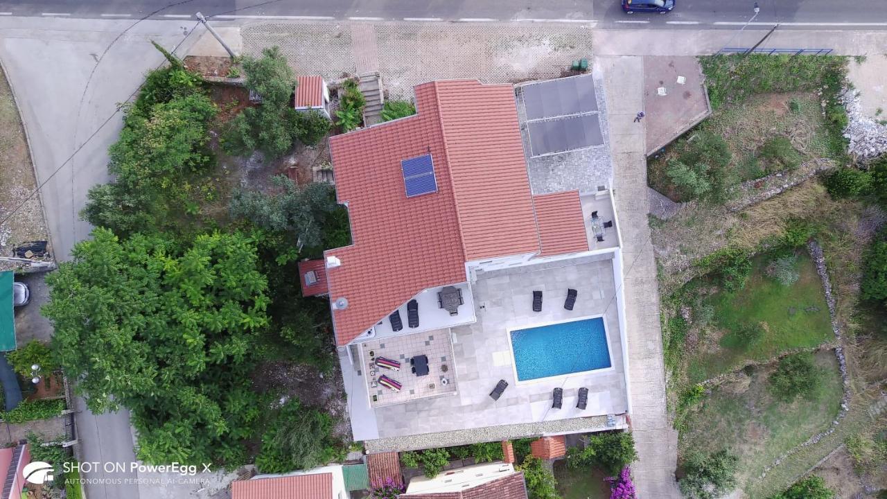 Villa Ana Preko Eksteriør bilde